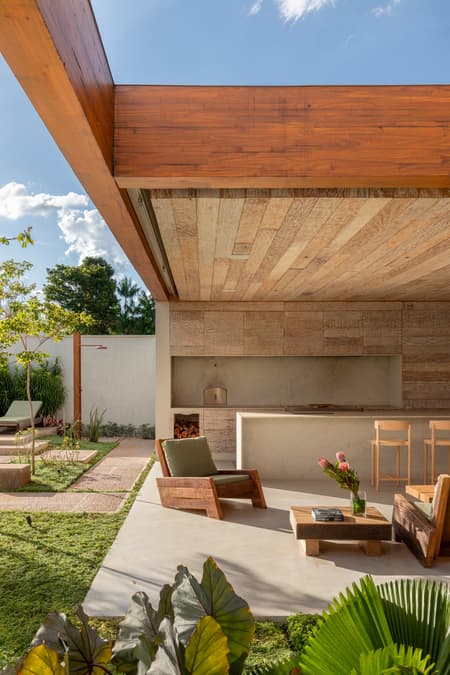 CASA M+JP